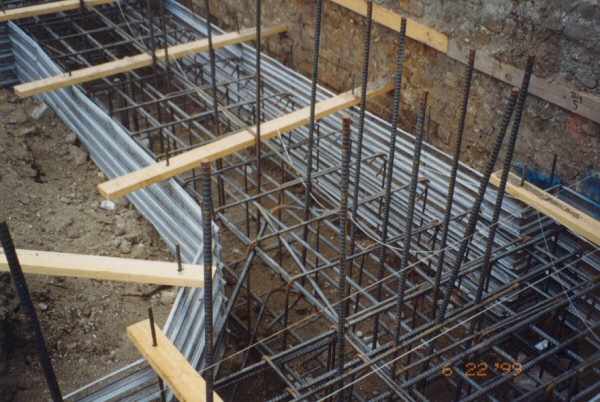 grade beam, form board for concrete, concrete forms
